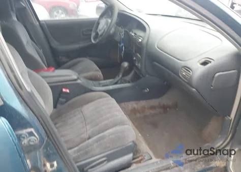 2002 Pontiac Grand Prix Se z USA, uszkodzony, nr VIN 1G2WK52JX2F248235